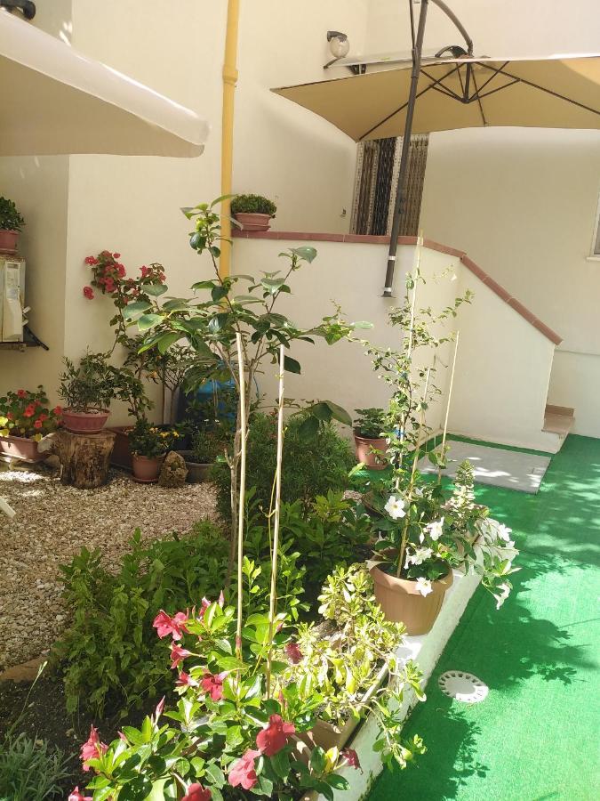Flowered House With Garden Альгеро Экстерьер фото