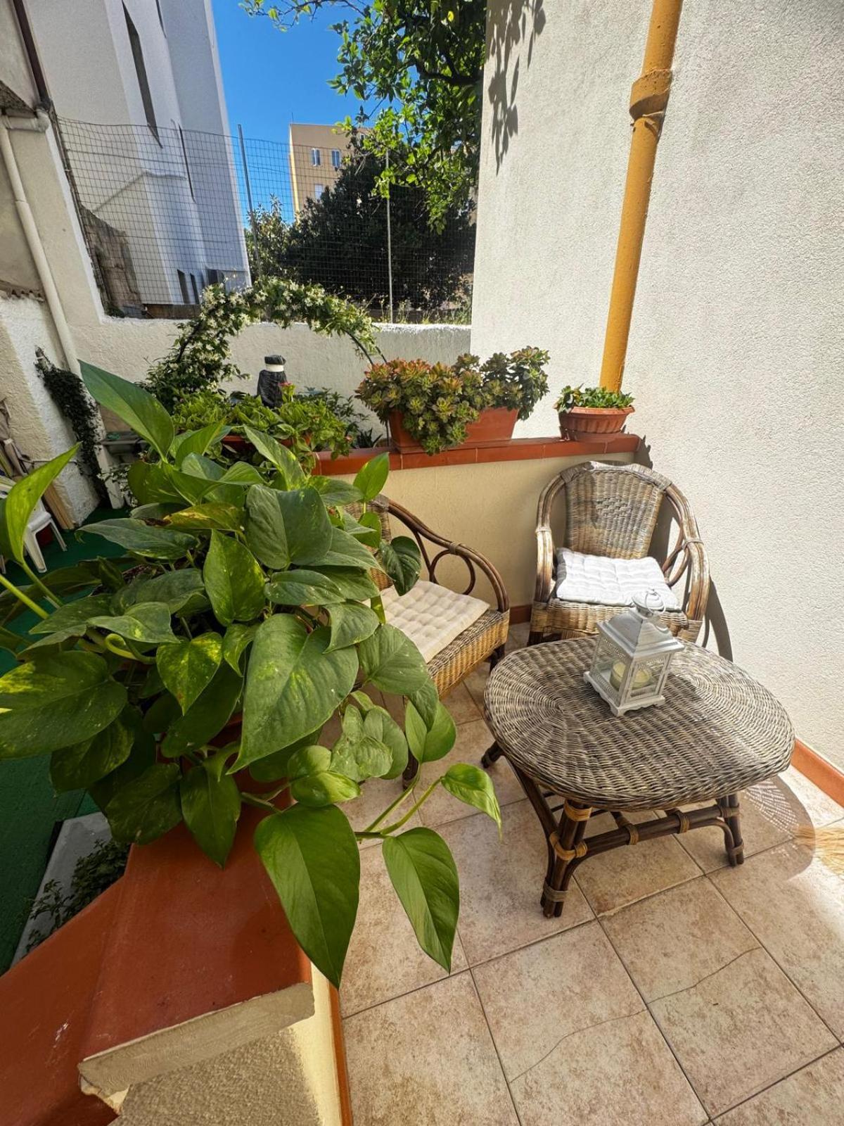 Flowered House With Garden Альгеро Экстерьер фото